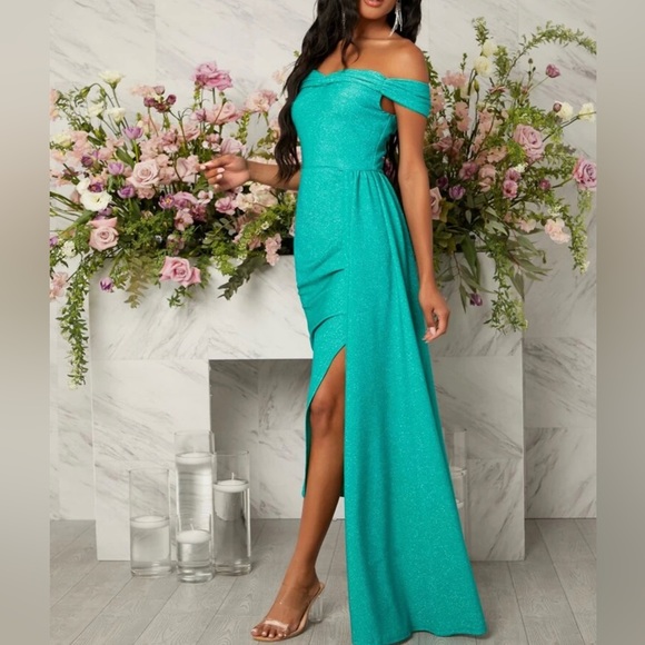 NWOT ✨Off Shoulder Split Hem Dress - Picture 1 of 7